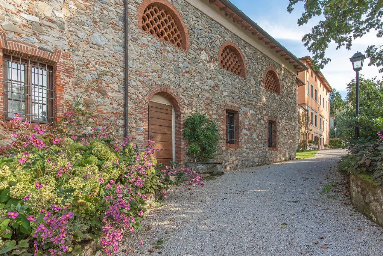 Relais Corte Rodeschi Camaiore 4*,  Italy